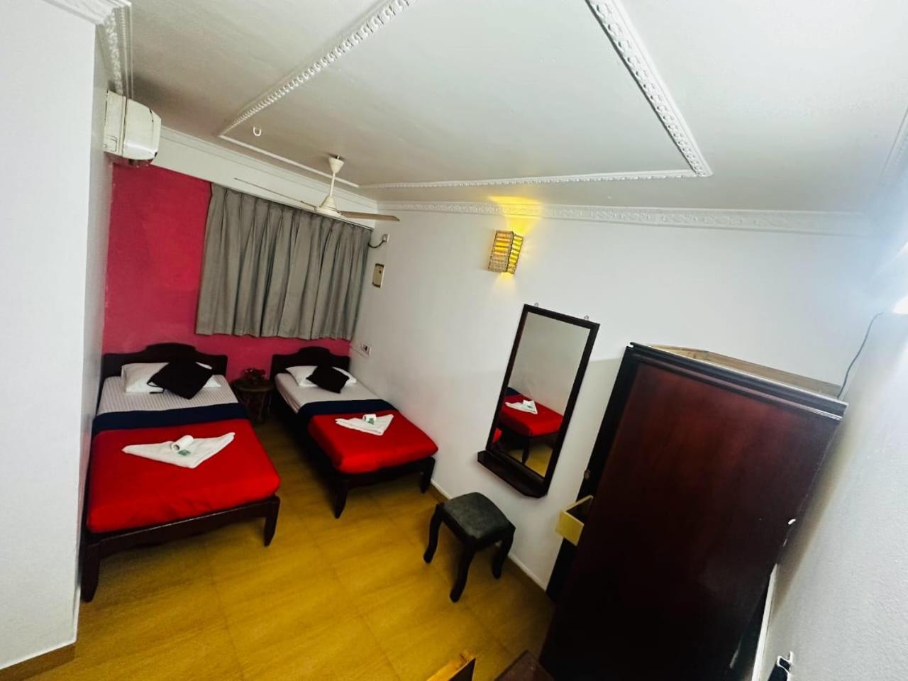 Xhostel Hostel Kochi 외부 사진